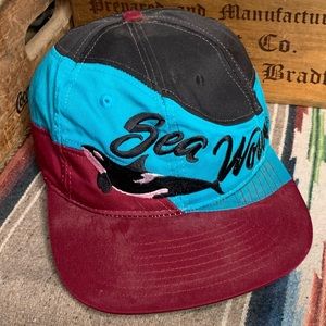Vintage 90’s Y2K Sea World Baseball Cap